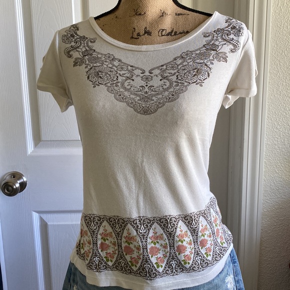 Vintage Anthropologie | Ric Rac Floral Tee | Small - Picture 2 of 7